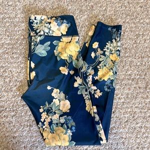 Joy lab blue and yellow floral leggings